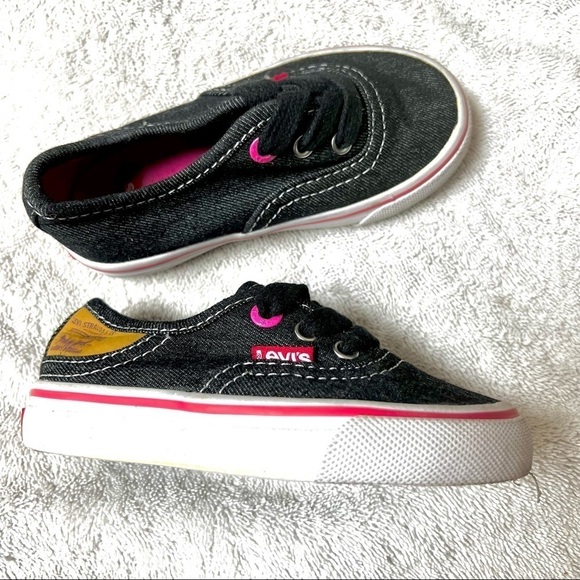Levi Girls Monterey Denim Buck Casual shoe Size 7 baby - Picture 1 of 9